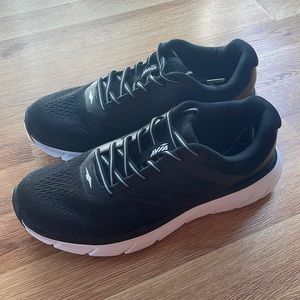 black running sneakers